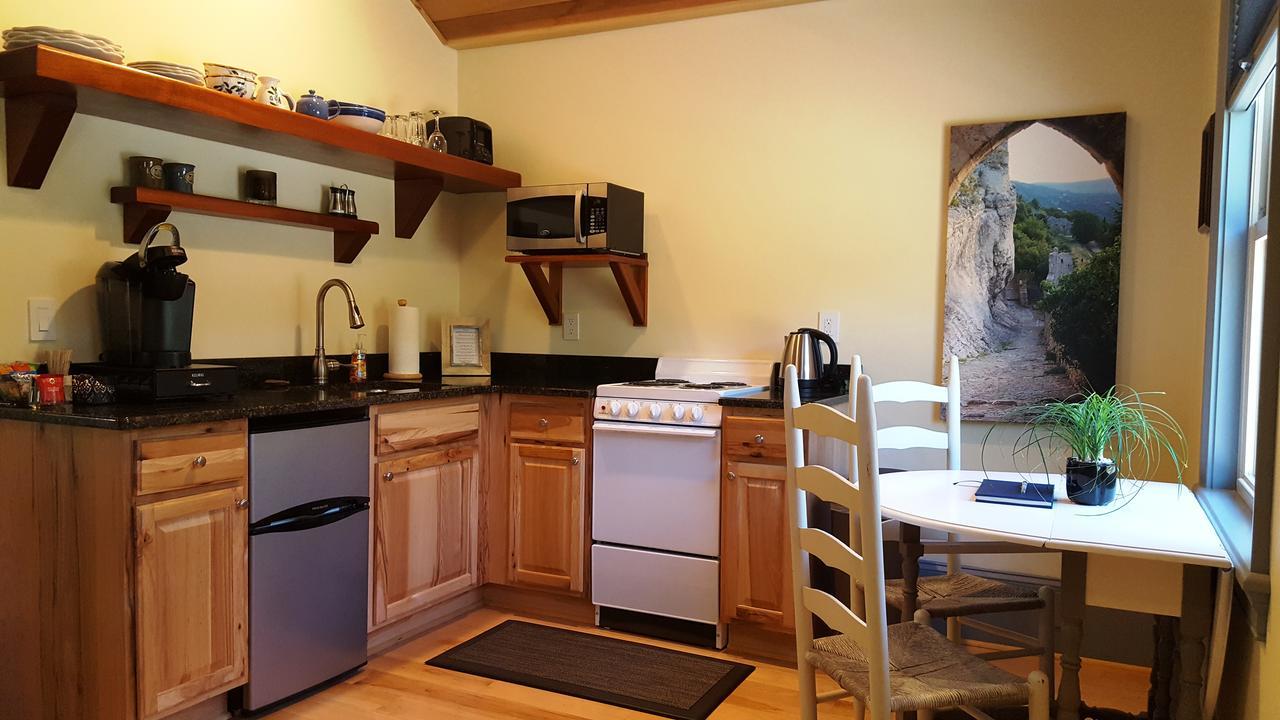 Hummingbird Inn Goshen Bagian luar foto