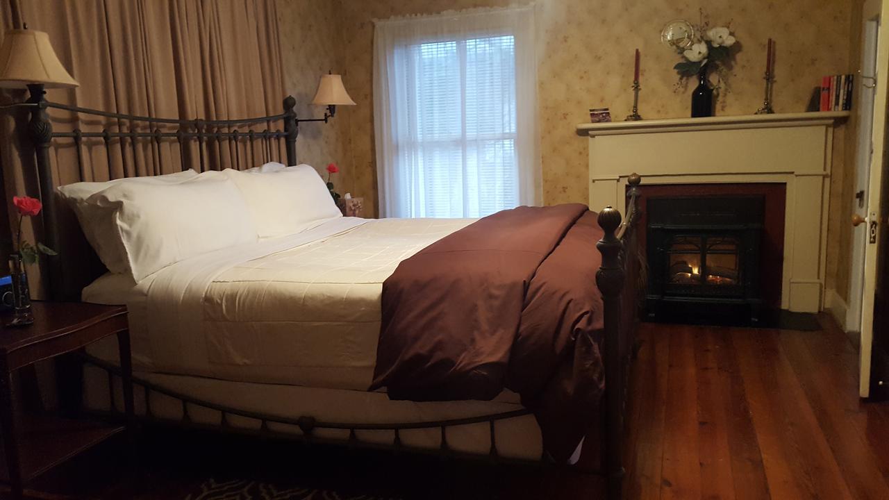 Hummingbird Inn Goshen Bagian luar foto