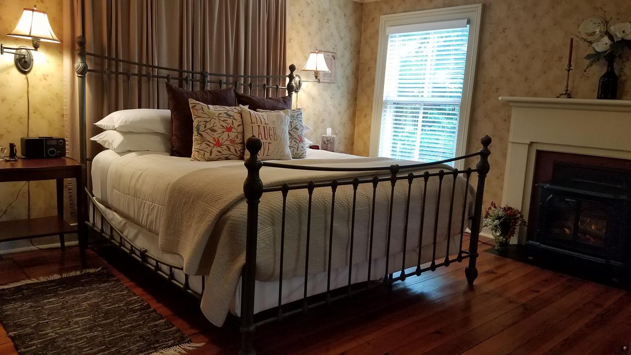 Hummingbird Inn Goshen Bagian luar foto